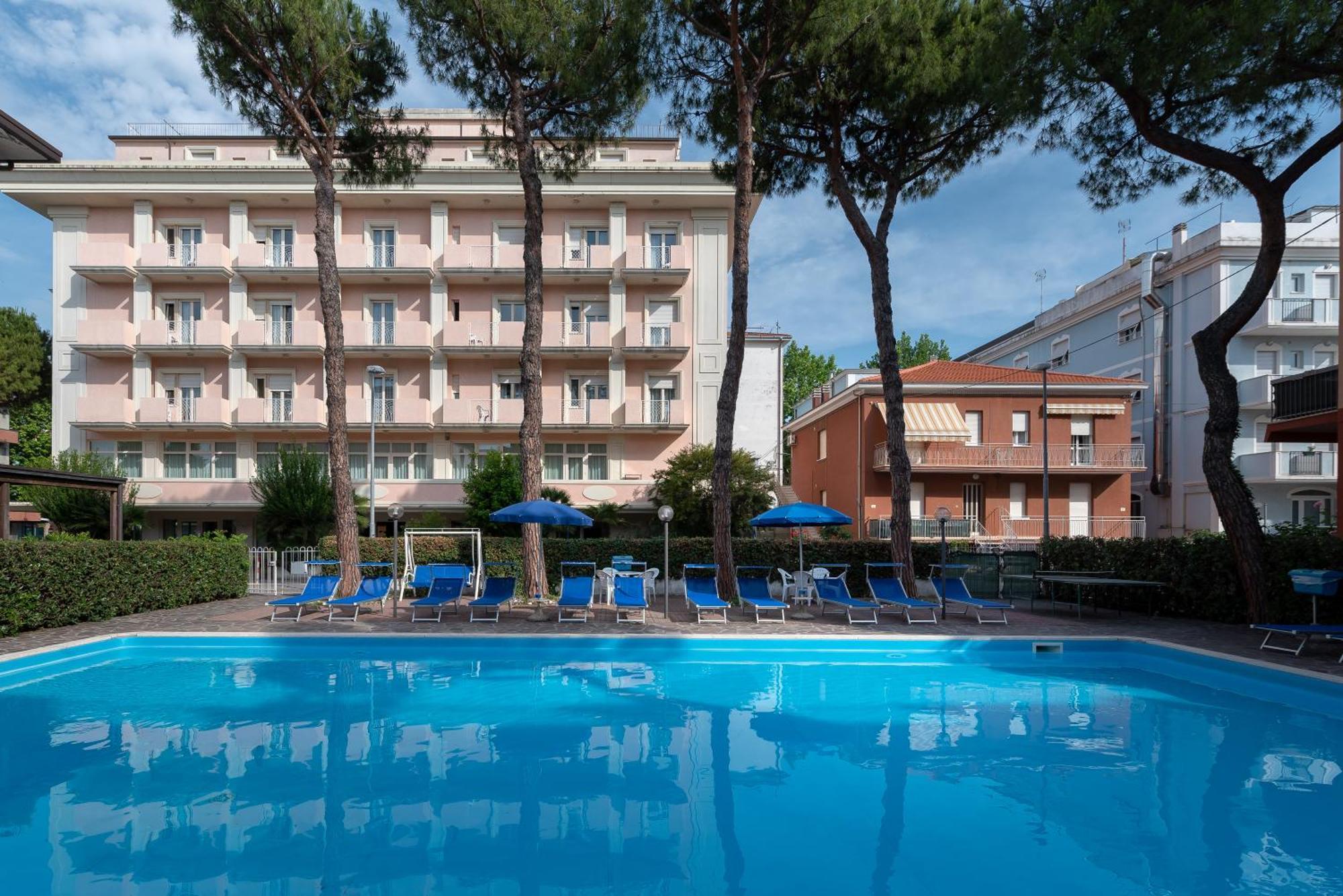 Hotel Tiffany Rimini Extérieur photo