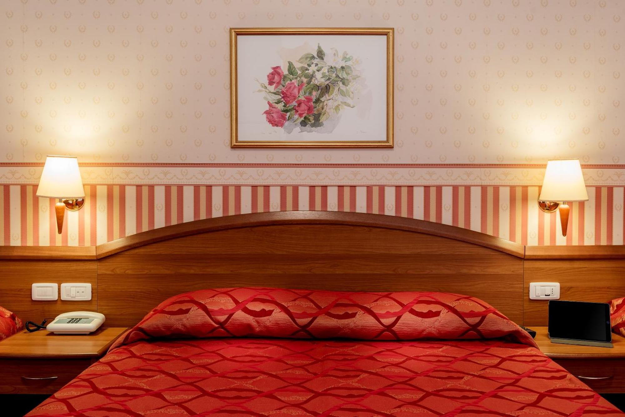 Hotel Tiffany Rimini Extérieur photo