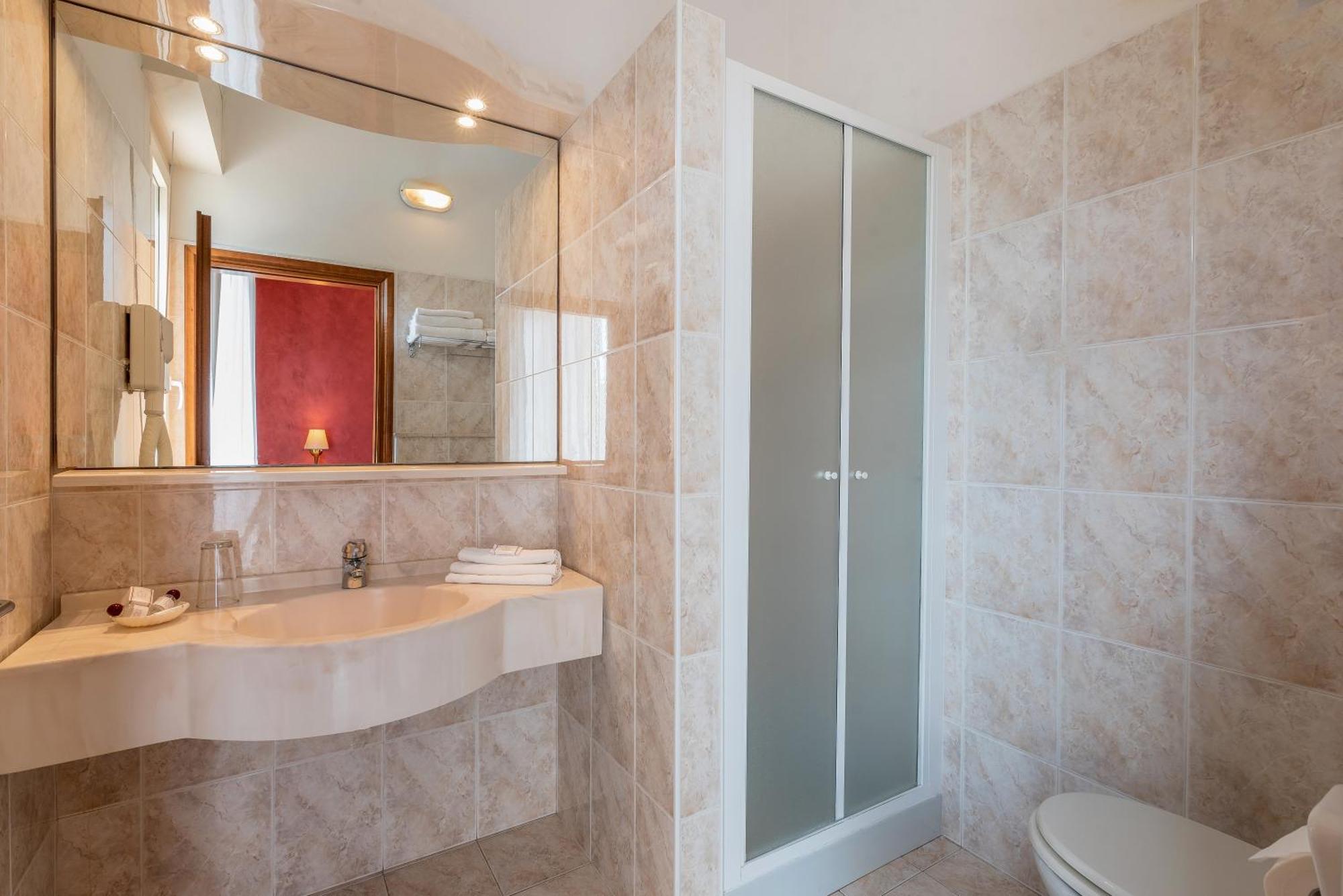 Hotel Tiffany Rimini Extérieur photo